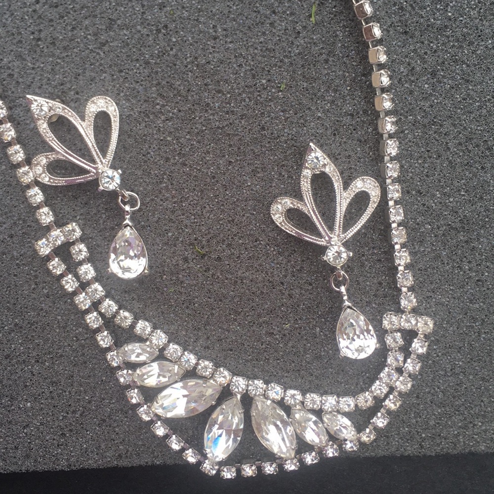 Pair of Crystal Earrings with matching Necklace